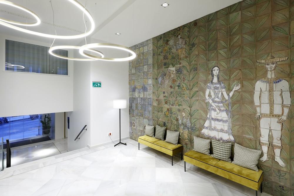Eurostars Madrid Gran Via Hotel Екстериор снимка