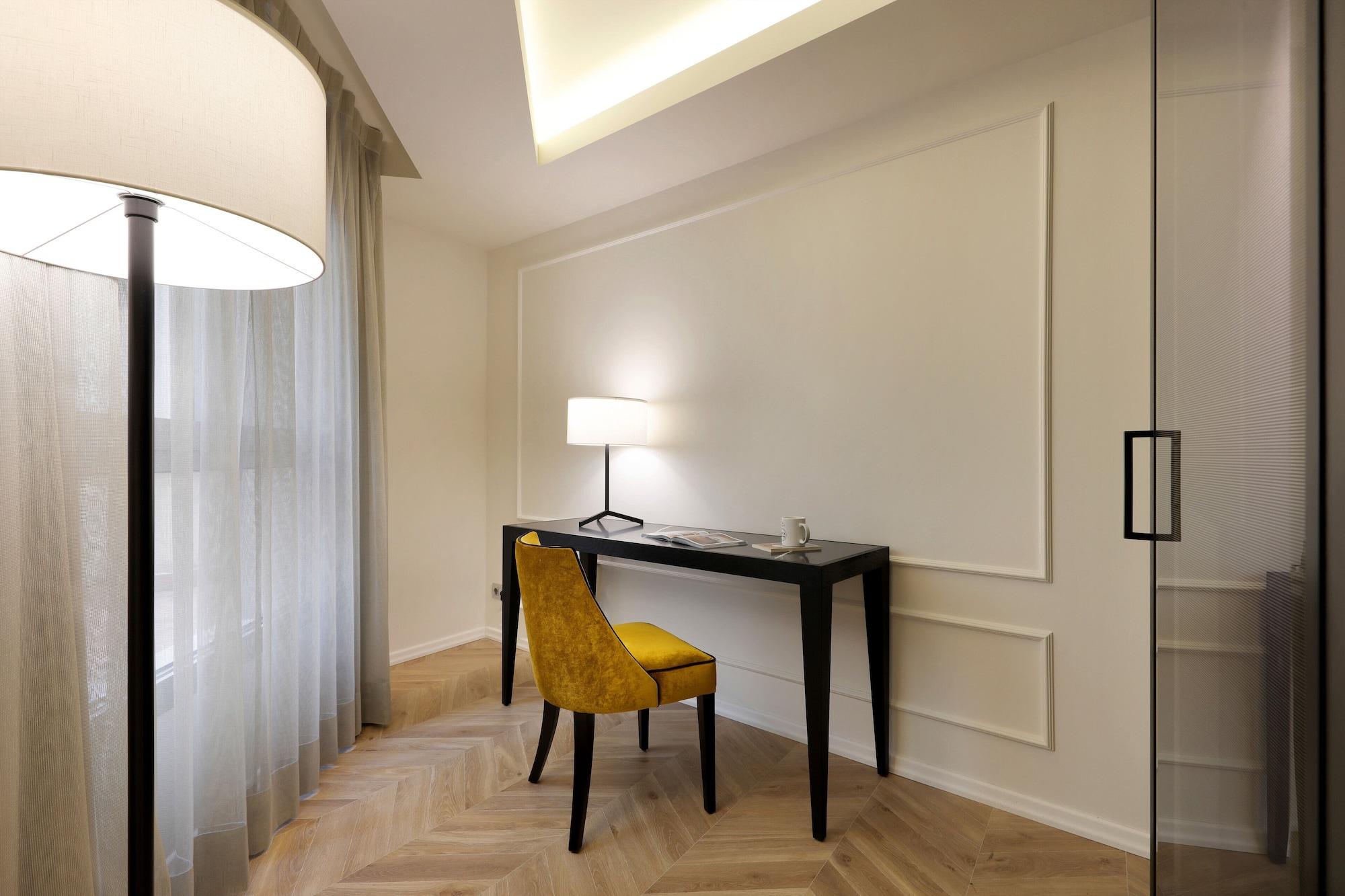 Eurostars Madrid Gran Via Hotel Екстериор снимка
