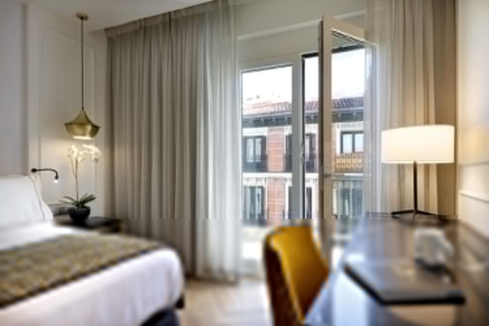 Eurostars Madrid Gran Via Hotel Екстериор снимка