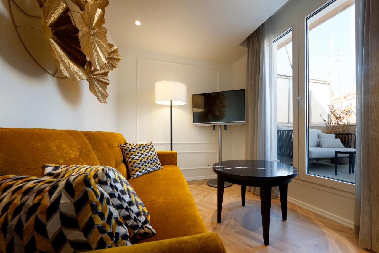 Eurostars Madrid Gran Via Hotel Екстериор снимка